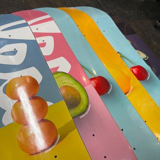 レスケ新作デッキ入荷しました❕🛹