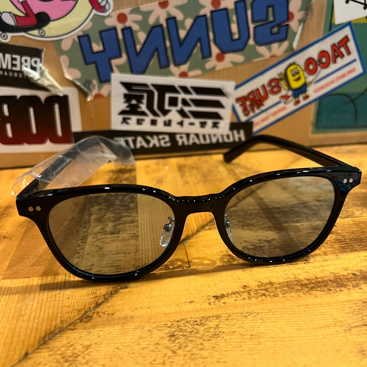SUNGLASSES / Black EAZY MISS