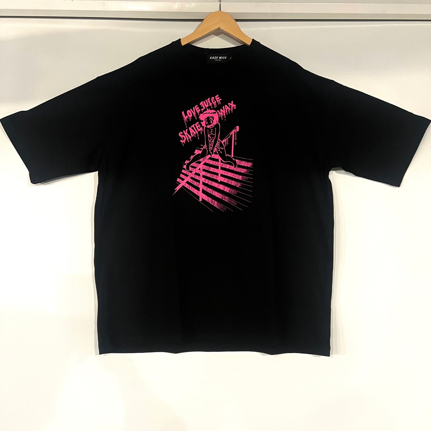 EAZY MISS Tシャツ