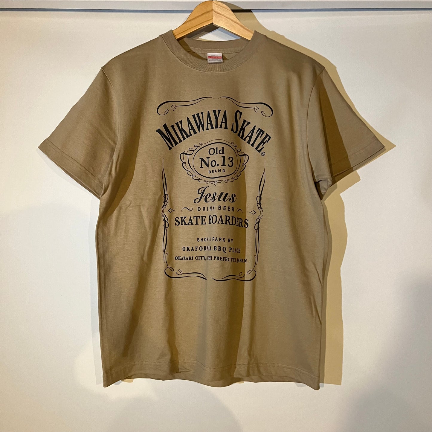 三河屋ロゴTシャツ/ミカワダニエル