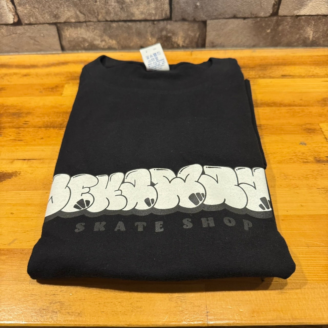三河屋2周年記念Tシャツ グラフィティロゴ