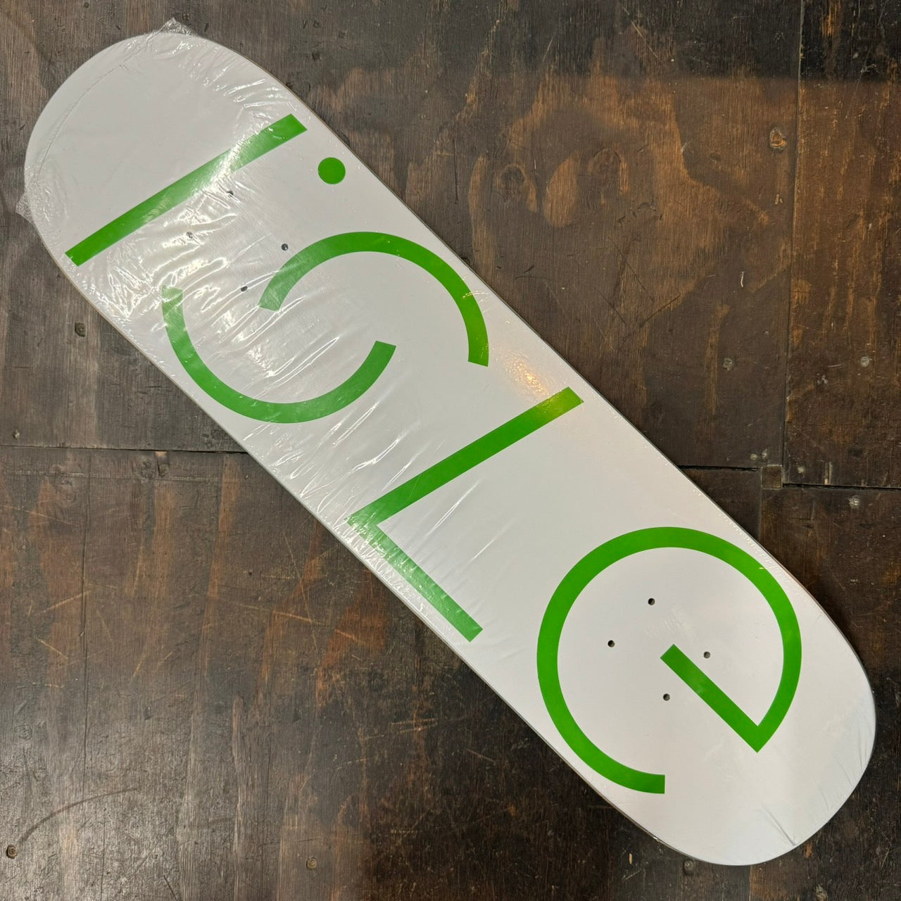 Isle Skateboards 「アイル」 8.25