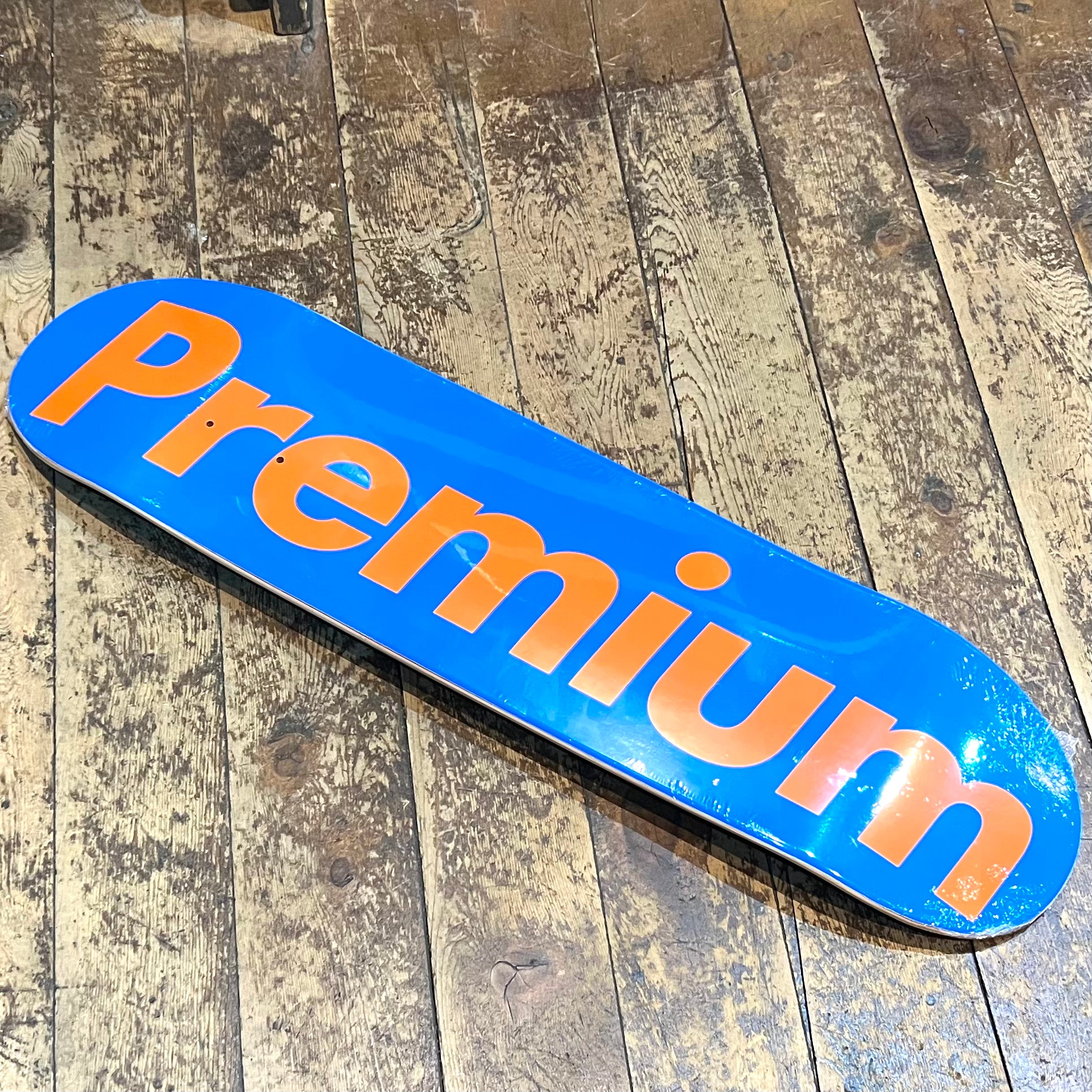 PREMIUM スケートボード　コンプリートデッキ