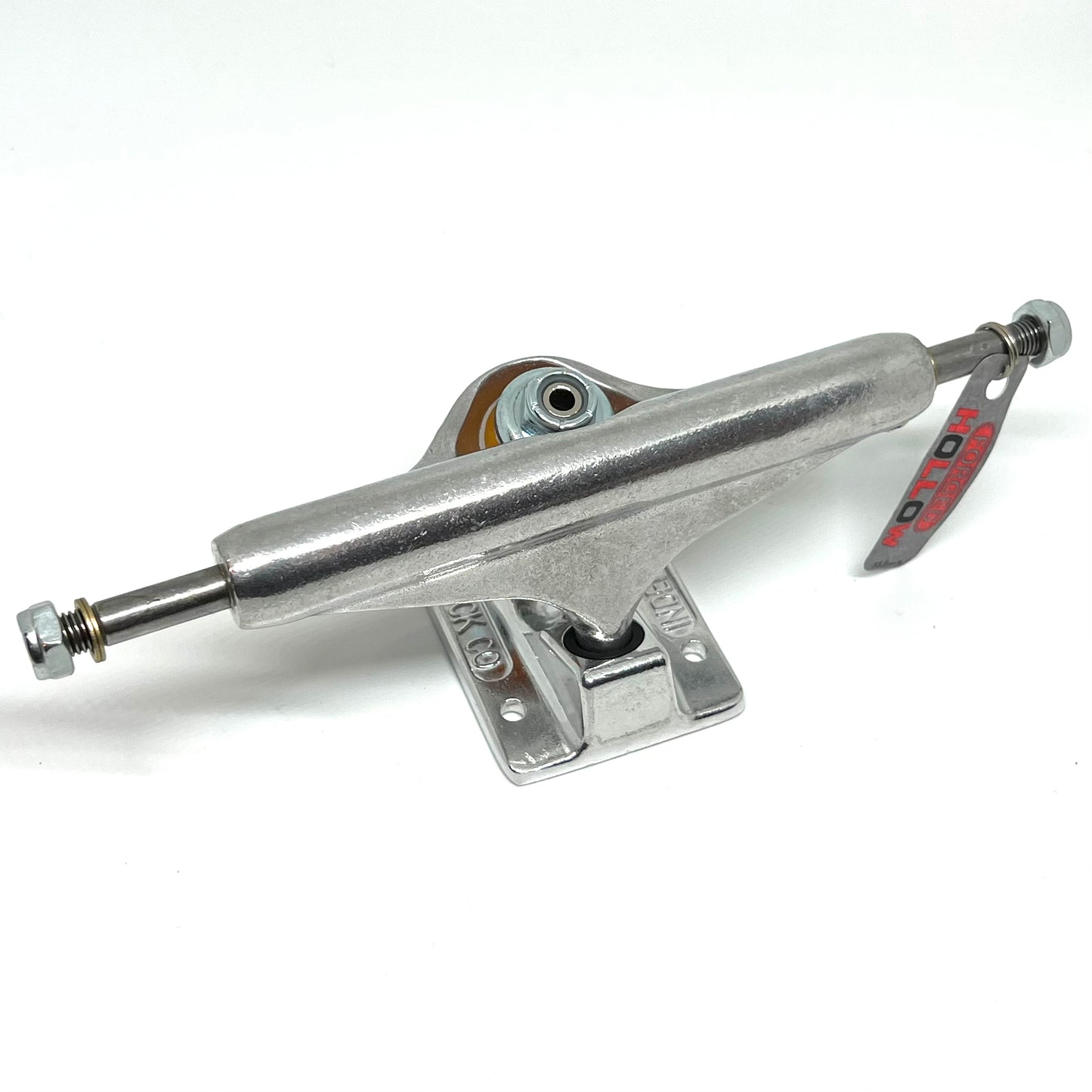 INDEPENDENT トラック "FORGED HOLLOW - SILVER / STANDARD"
