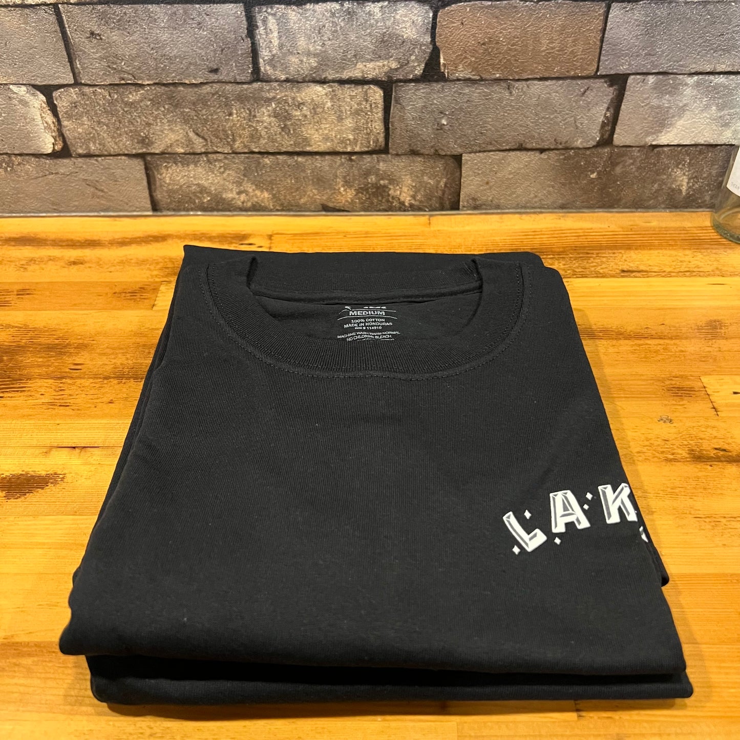 LAKAI半袖Tシャツ